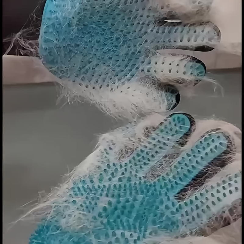 ถุงมือกรูมมิ่งสำหรับสัตว์เลี้ย - Pet Grooming Glove บทวิจารณ์และราคา